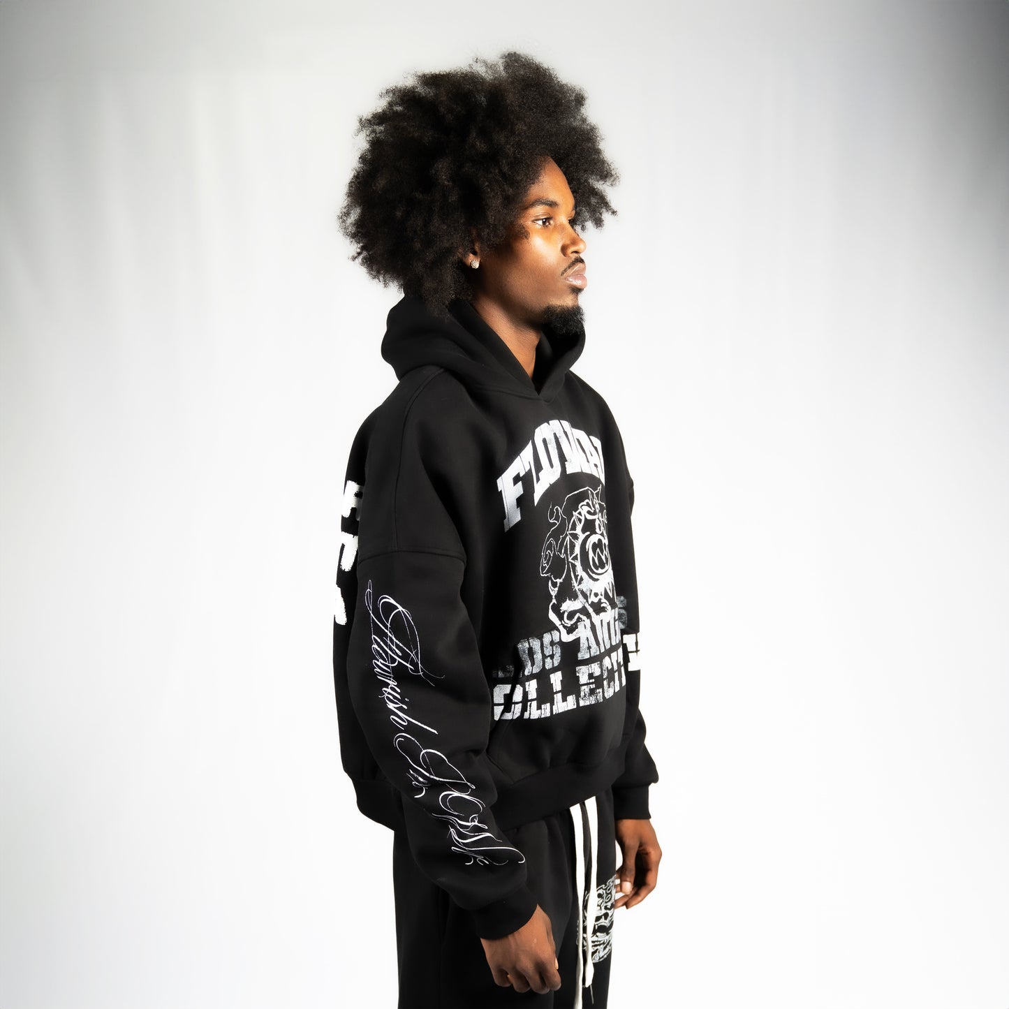 BULLDOG CROP HOODIE