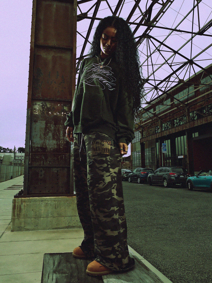 SCARCITY CAMO SWEATS