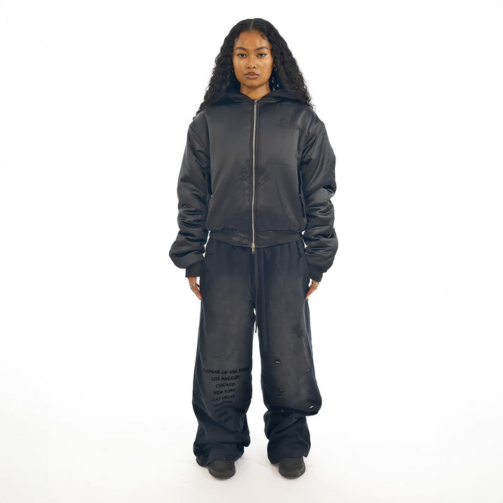 WORLD TOUR SWEATS