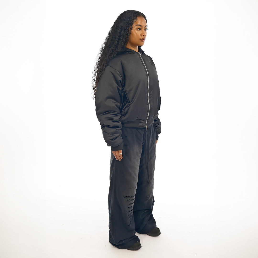 WORLD TOUR SWEATS