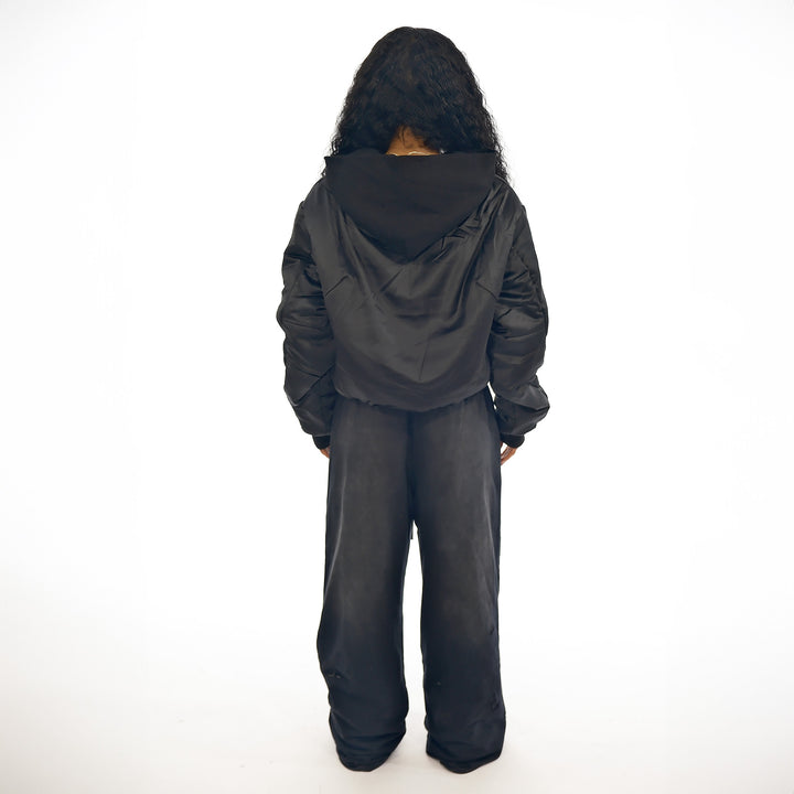 WORLD TOUR SWEATS