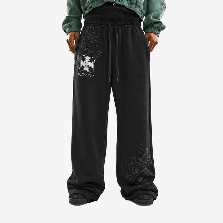 BLACK LEOPARD SWEATS