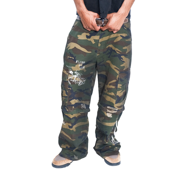 SLIT CAMO CARGOS