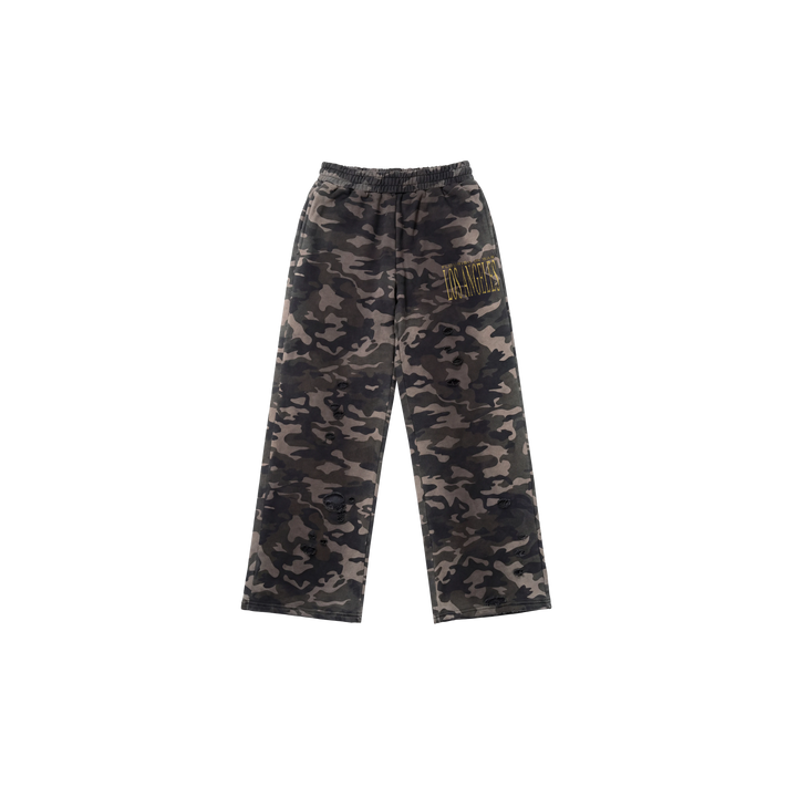 SCARCITY CAMO SWEATS