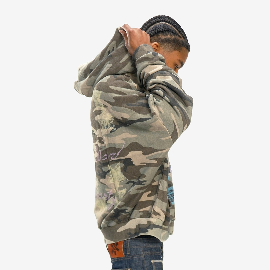 PROM CAMO ZIP UP