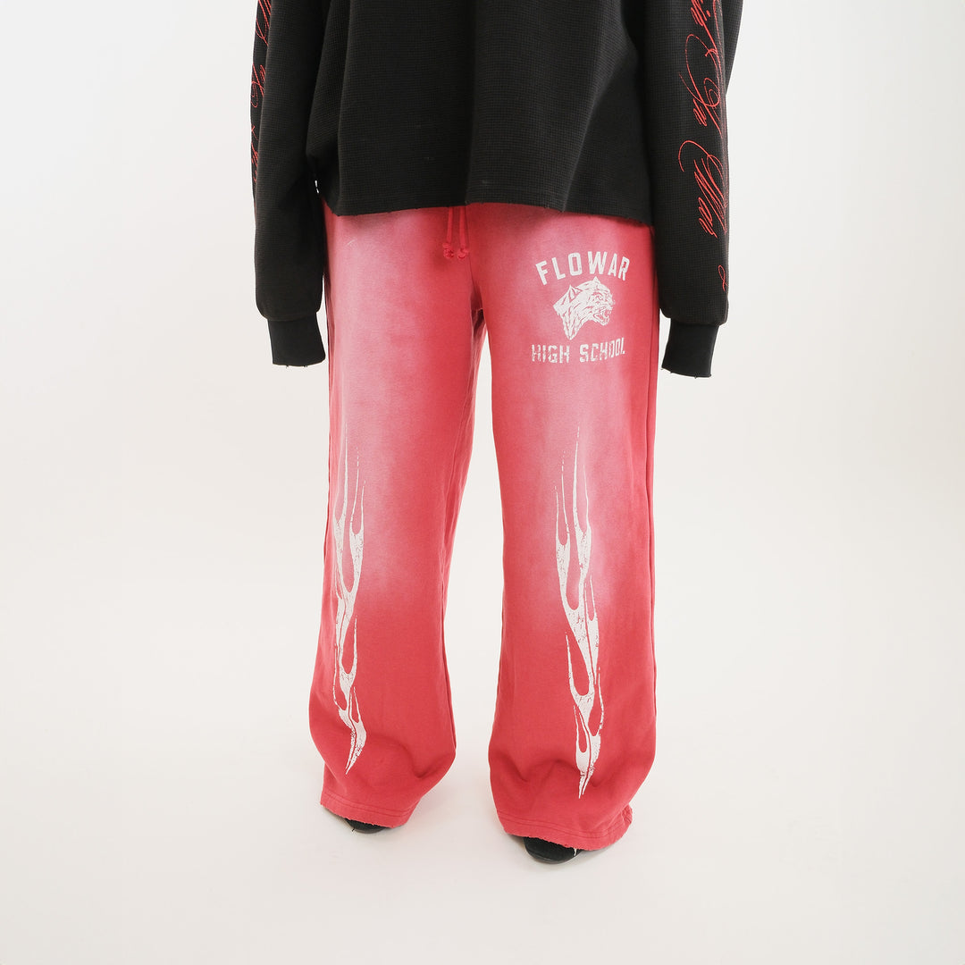 STRAWBERRY WASH SWEATS