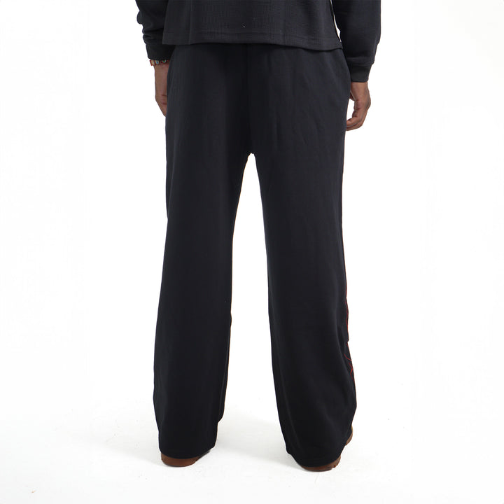 RED SKULL SWEATS